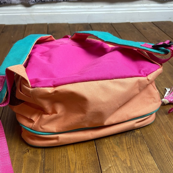 Skip hop llama toddler backpack - Picture 3 of 8